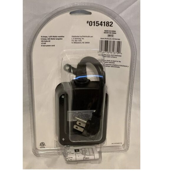 Digital Timer Dusk To Dawn #0154182 - NEW Utilitech Outdoor 2 X Outlet - Picture 2 of 8